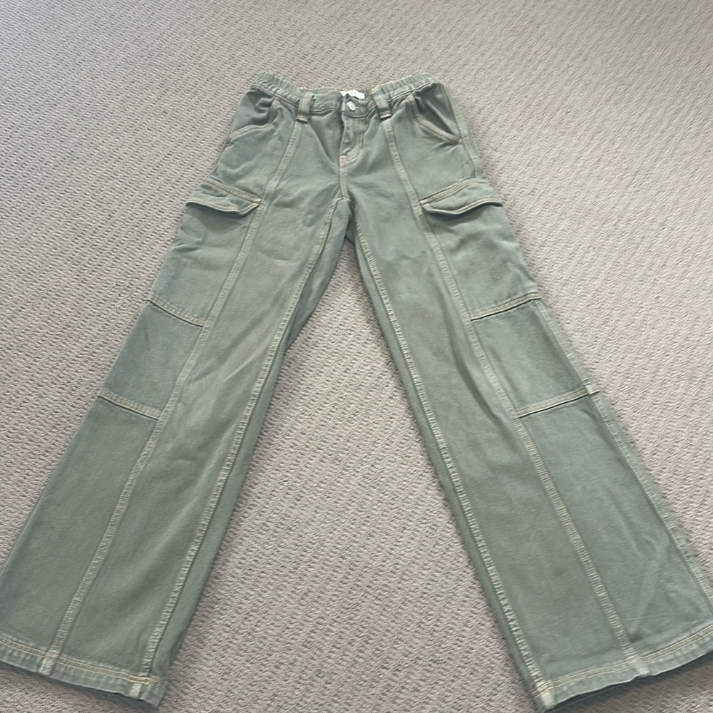 PacSun low rise puddle wide leg cargo pants jeans size XS These